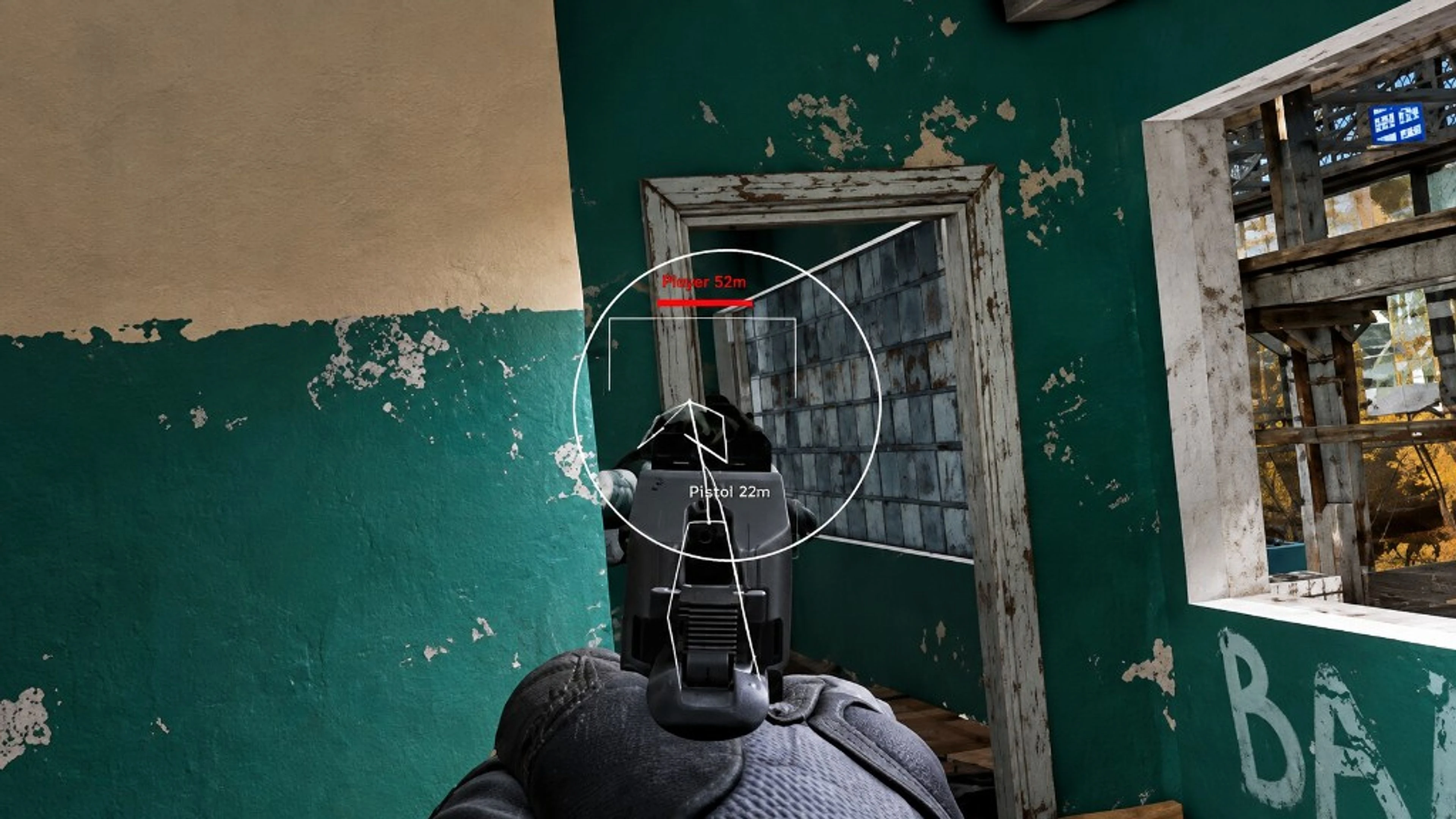EFT player ESP boxes and distance in an Escape from Tarkov raid